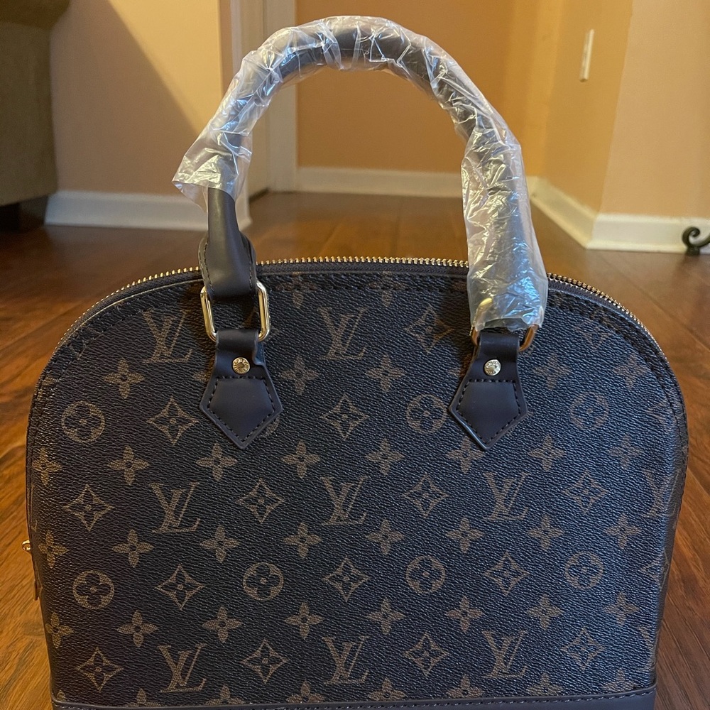 three LOUIS VUITTON bags!!! (purses & duffel)